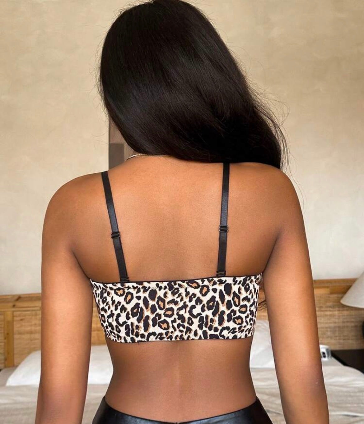 Bra - side clasp