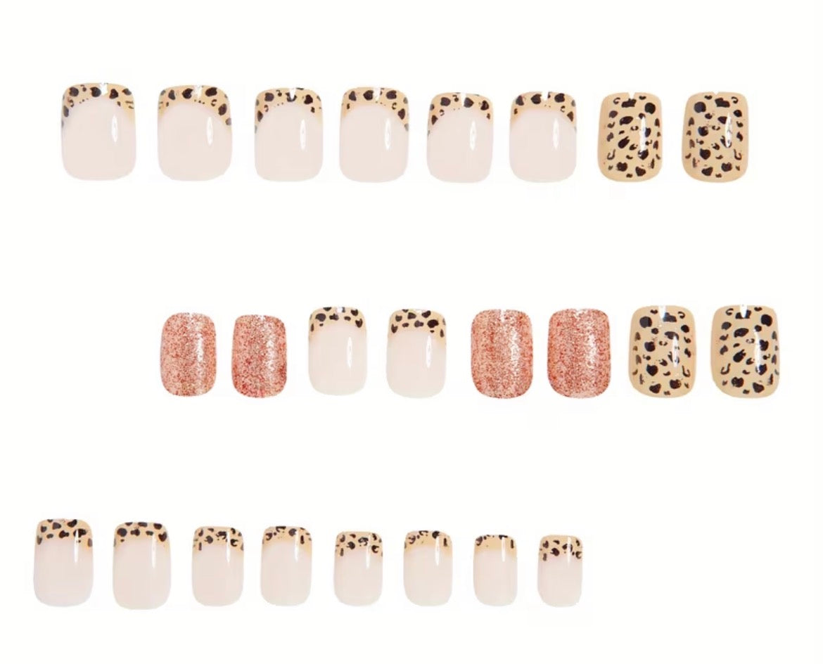 Glitter & Leopard print nails - stick on