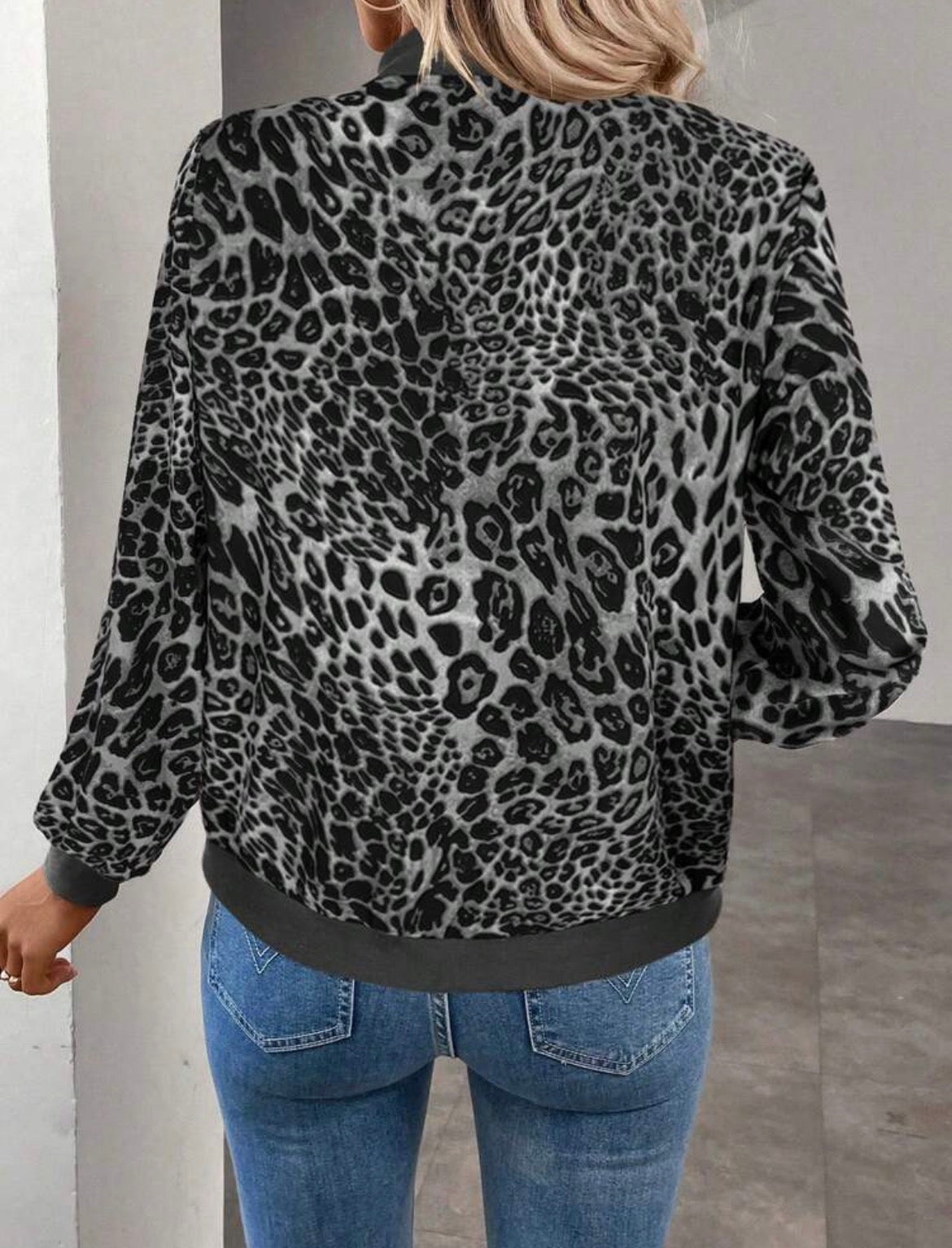 Lightweight bomber jacket (summer/autumn)