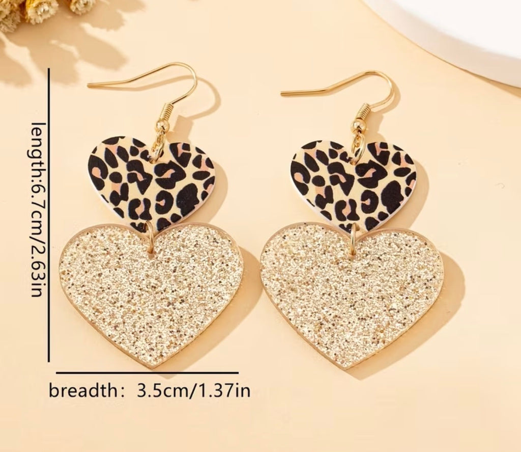 Heart drop earrings - gold
