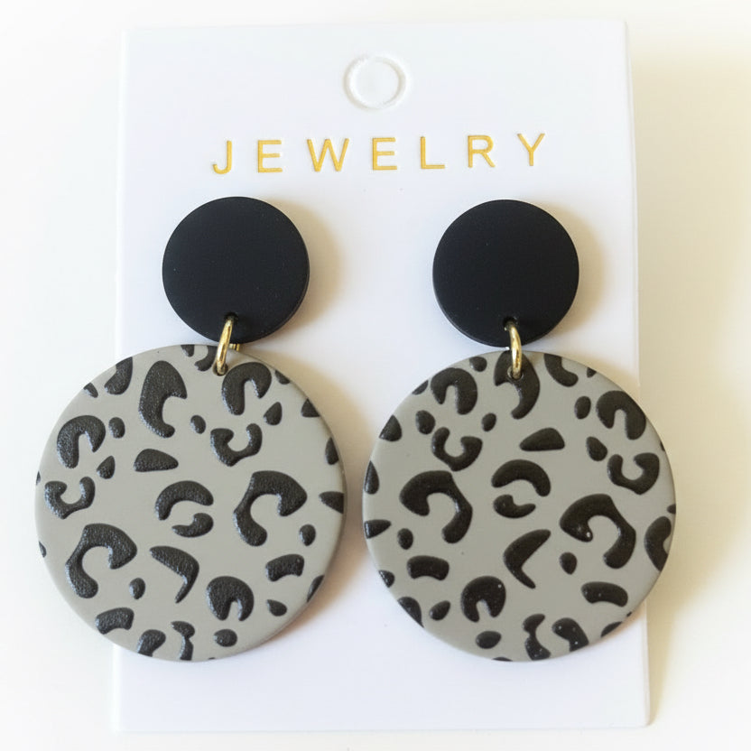 Drop earring - black and grey