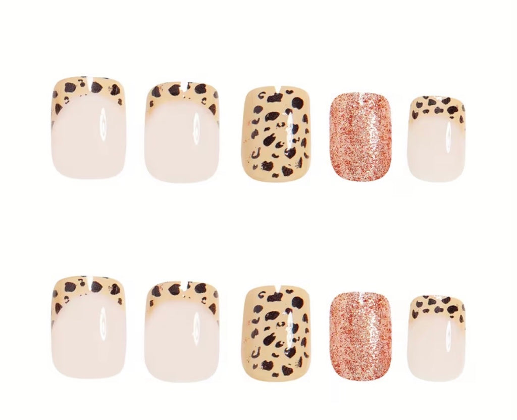 Glitter & Leopard print nails - stick on