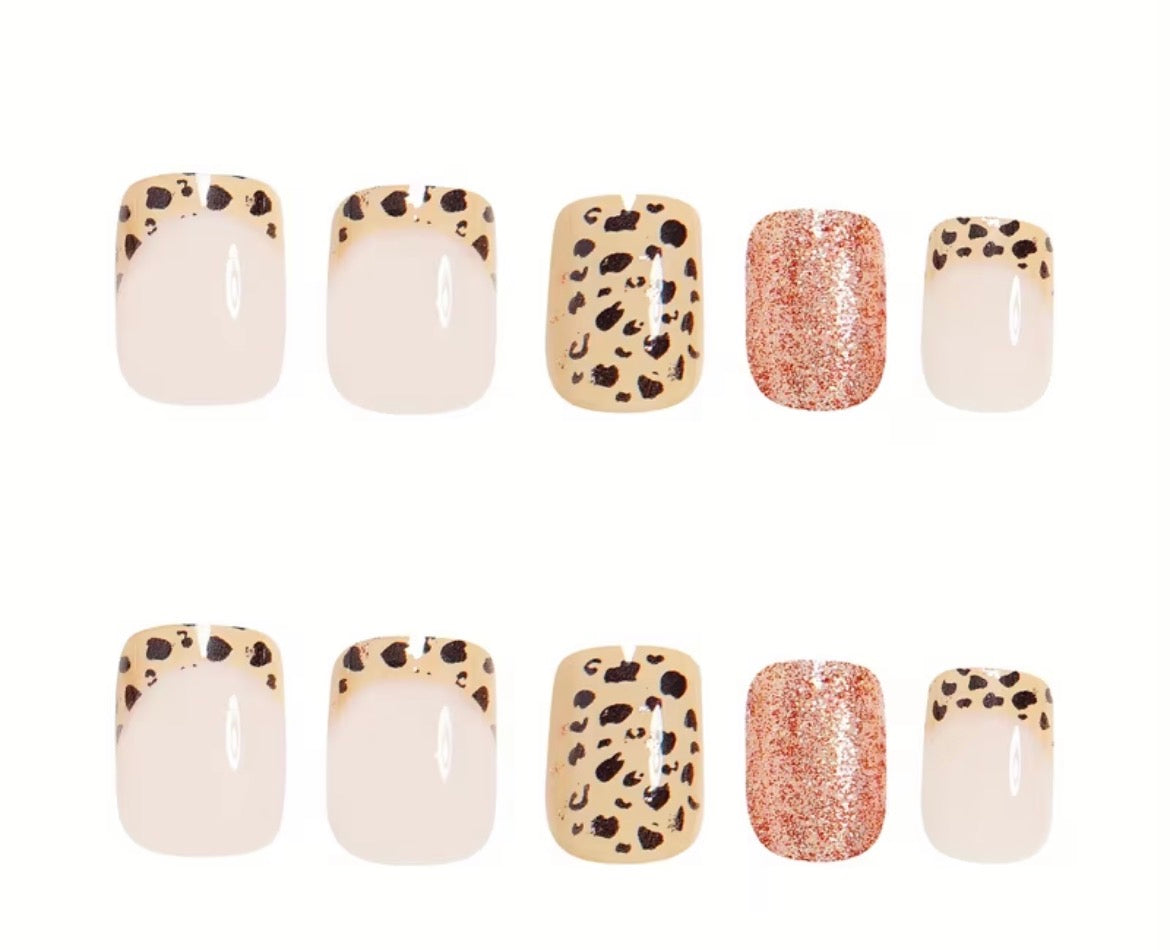 Glitter & Leopard print nails - stick on