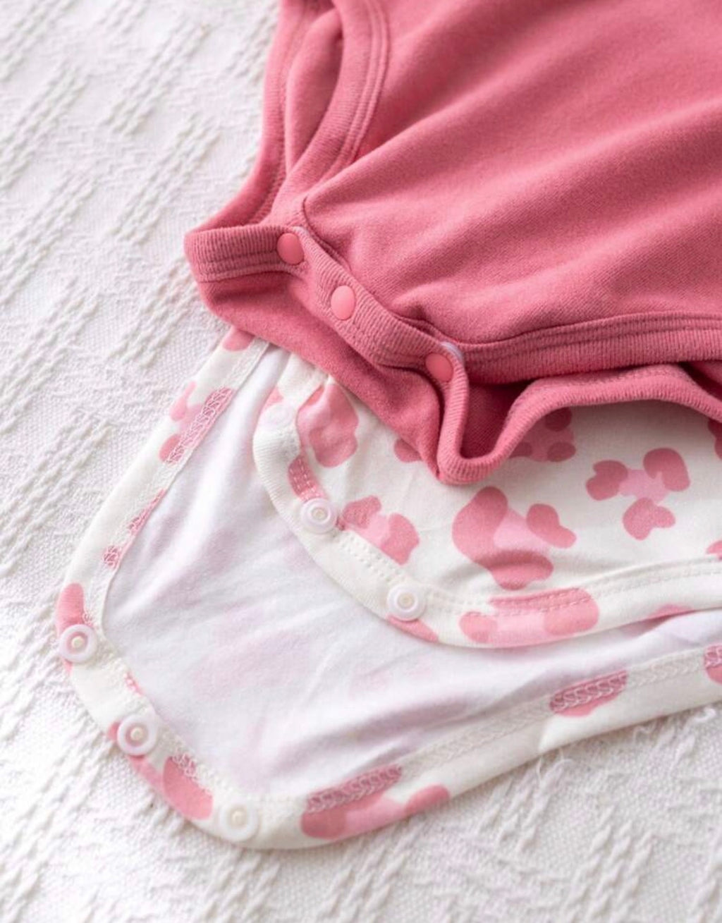 Baby girl body suit - 2pc pink and white