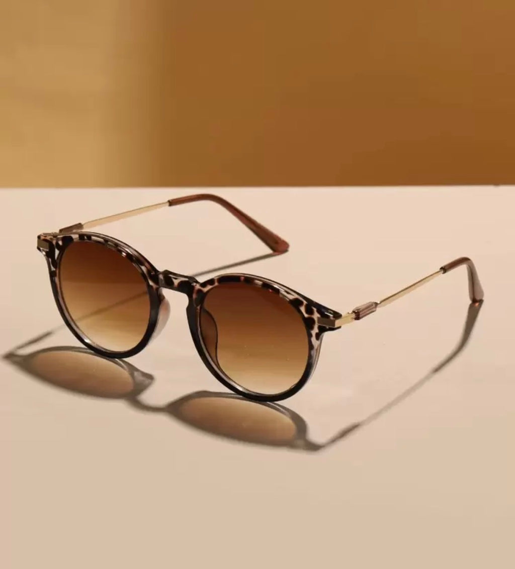 Round sun glasses