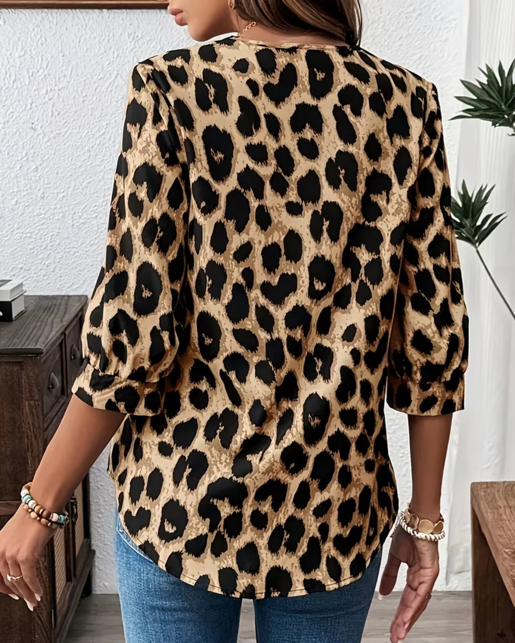 Shirt (casual brown no buttons)