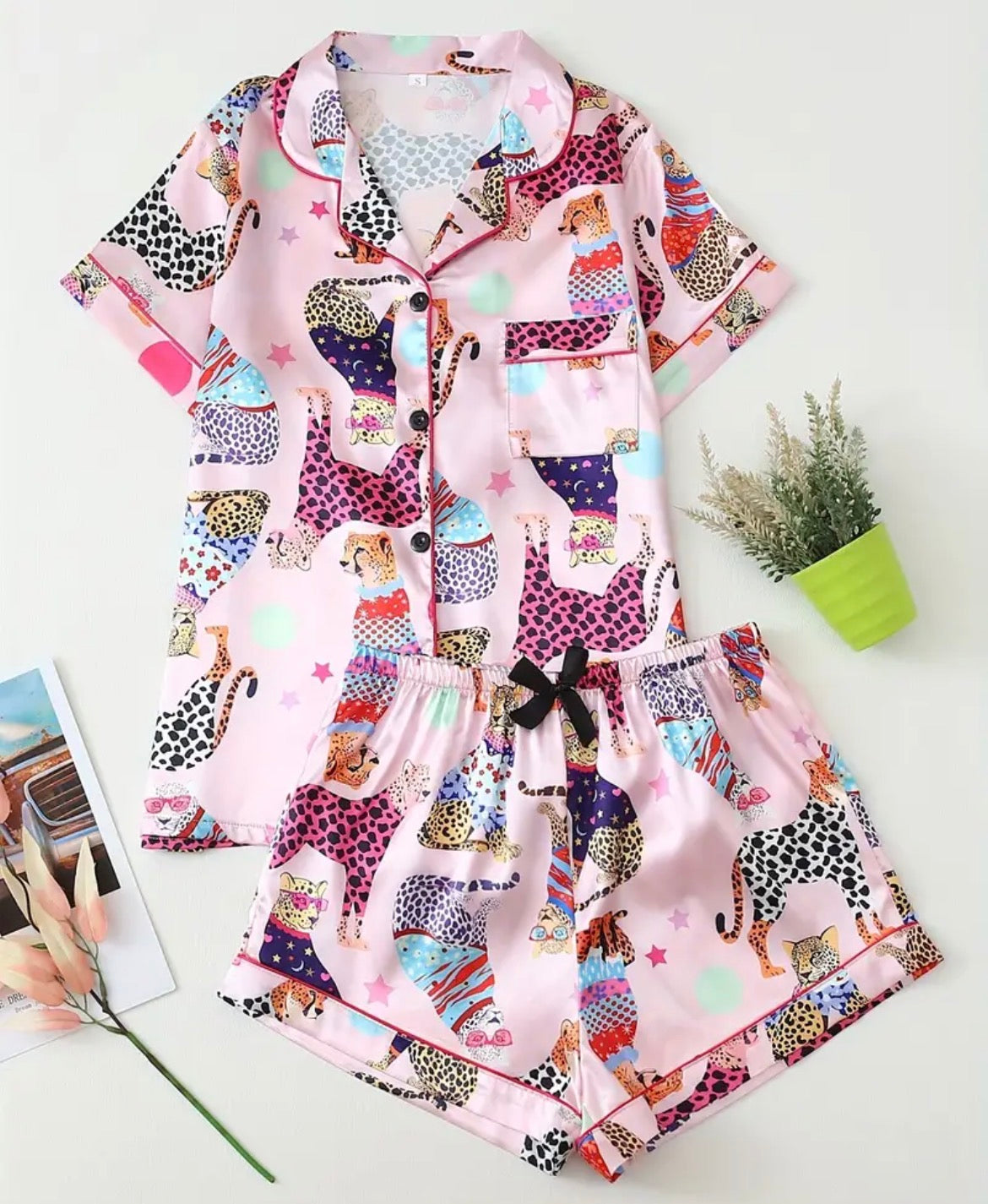 Ladies short pajamas (pink satin)