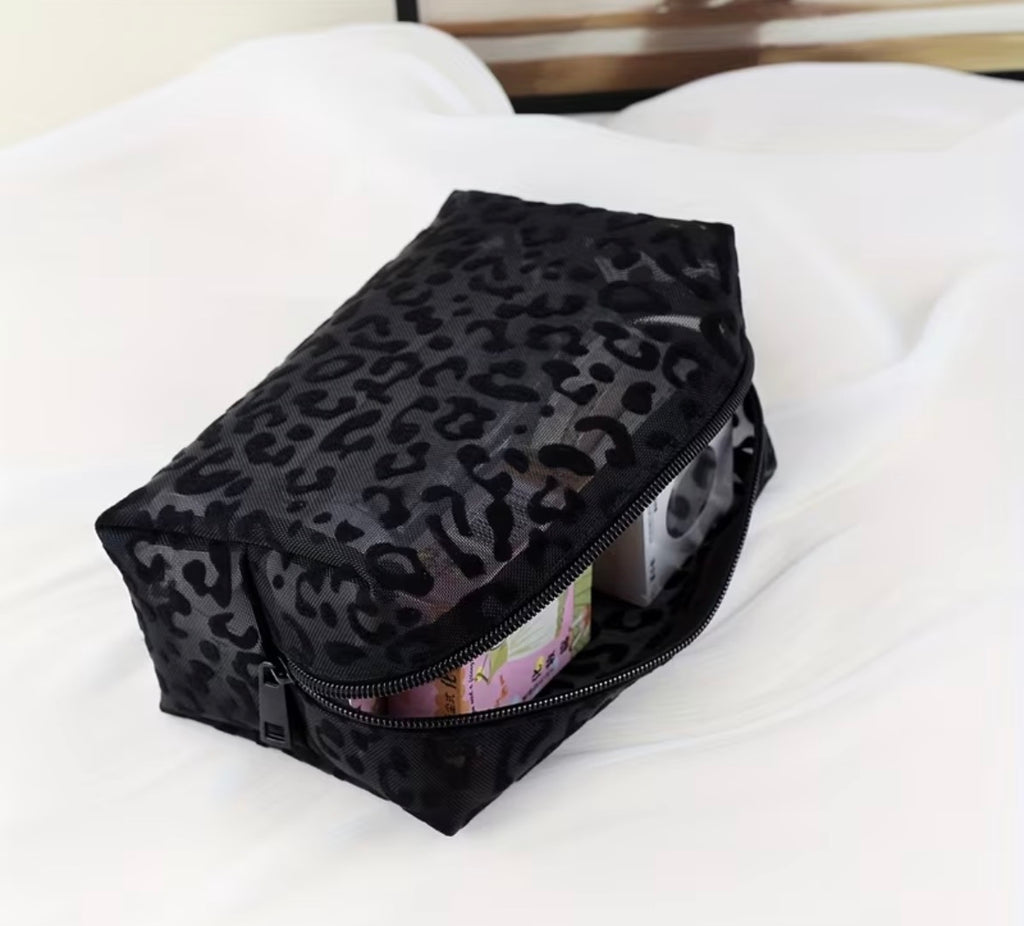 Makeup bag/pouch - mesh black