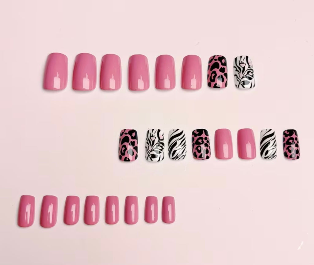 Nails - medium length pink animal