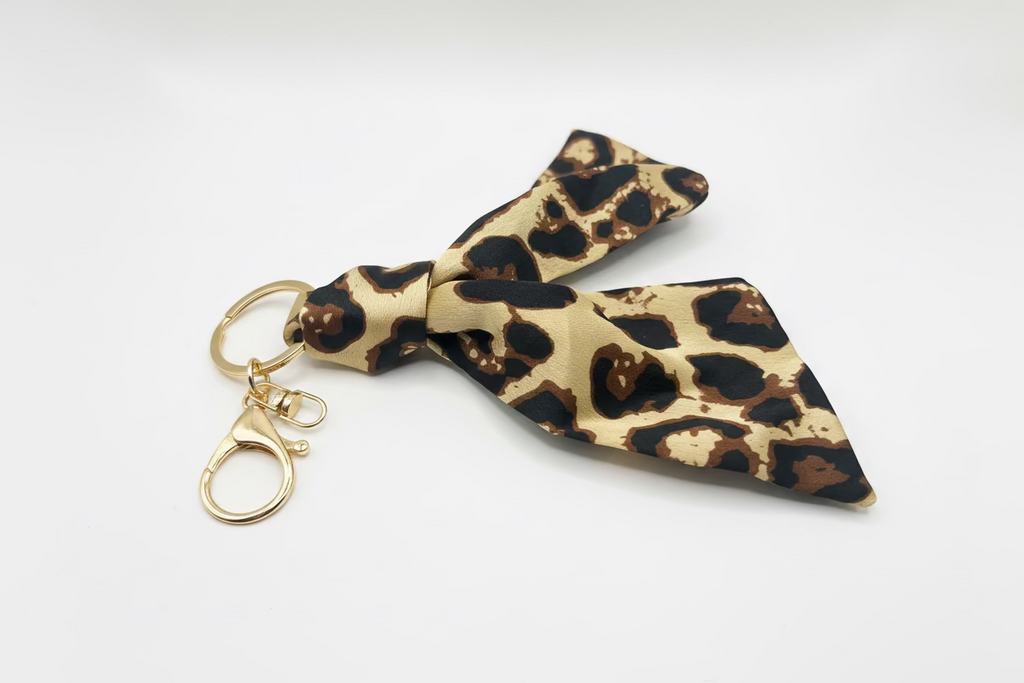 Keyring - leopard ribbon