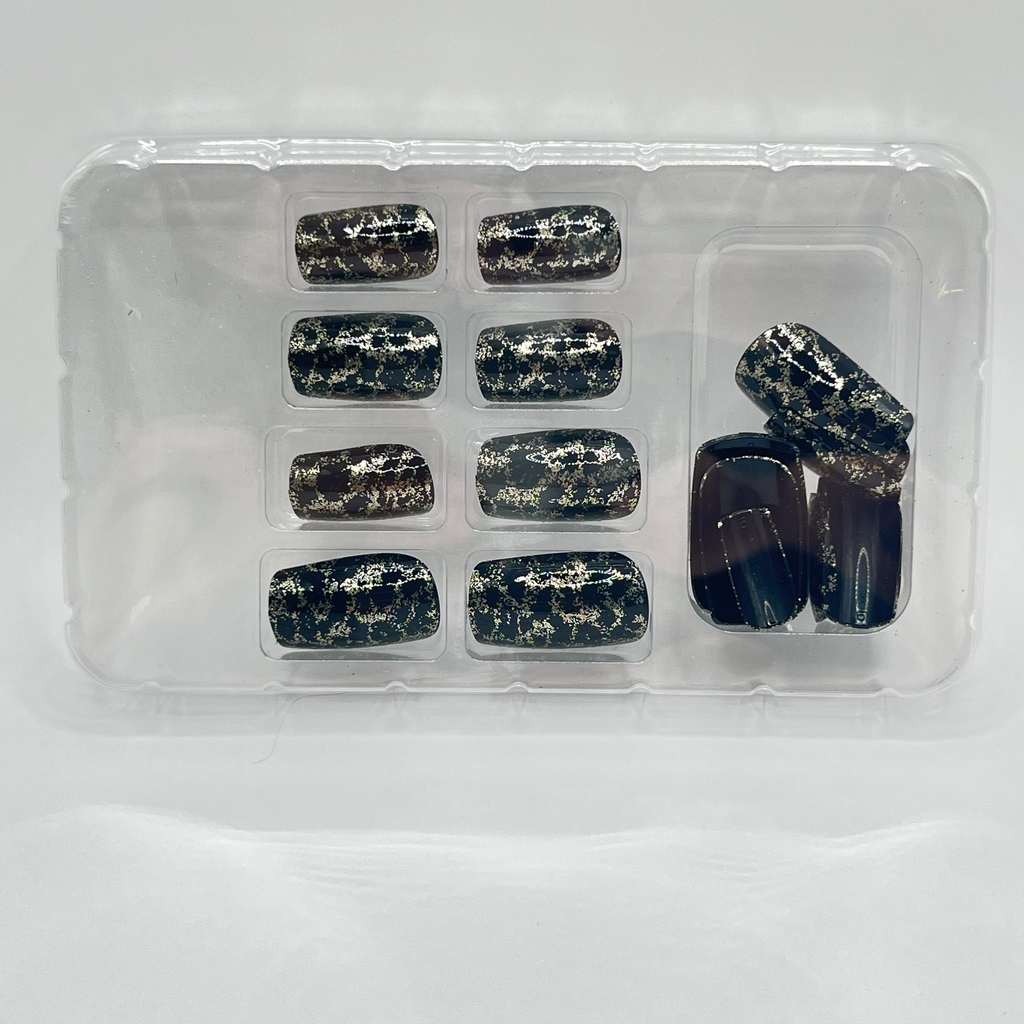 Press on nails - Black & Gold