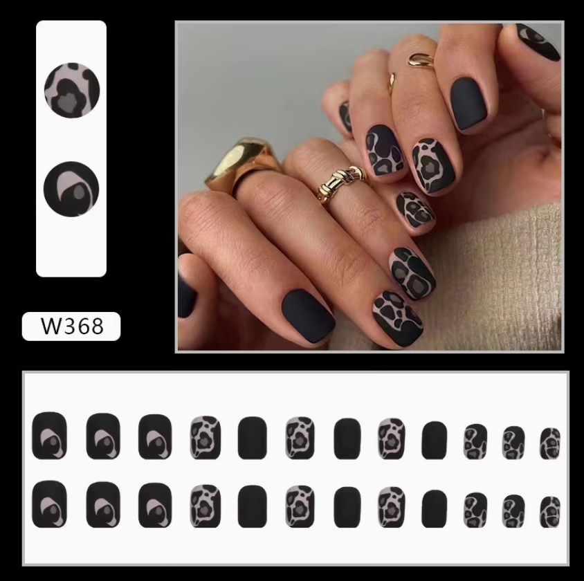Press-on nails - matte short black
