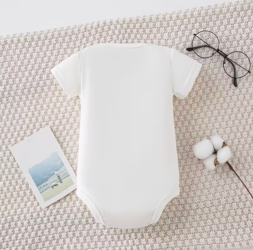 Baby bodysuit