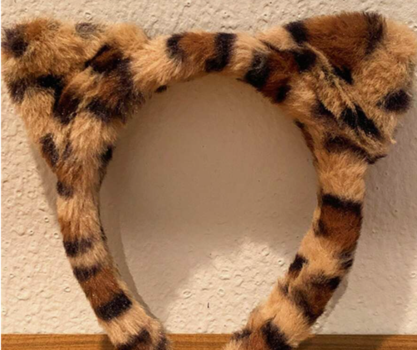 Cat ear hand band