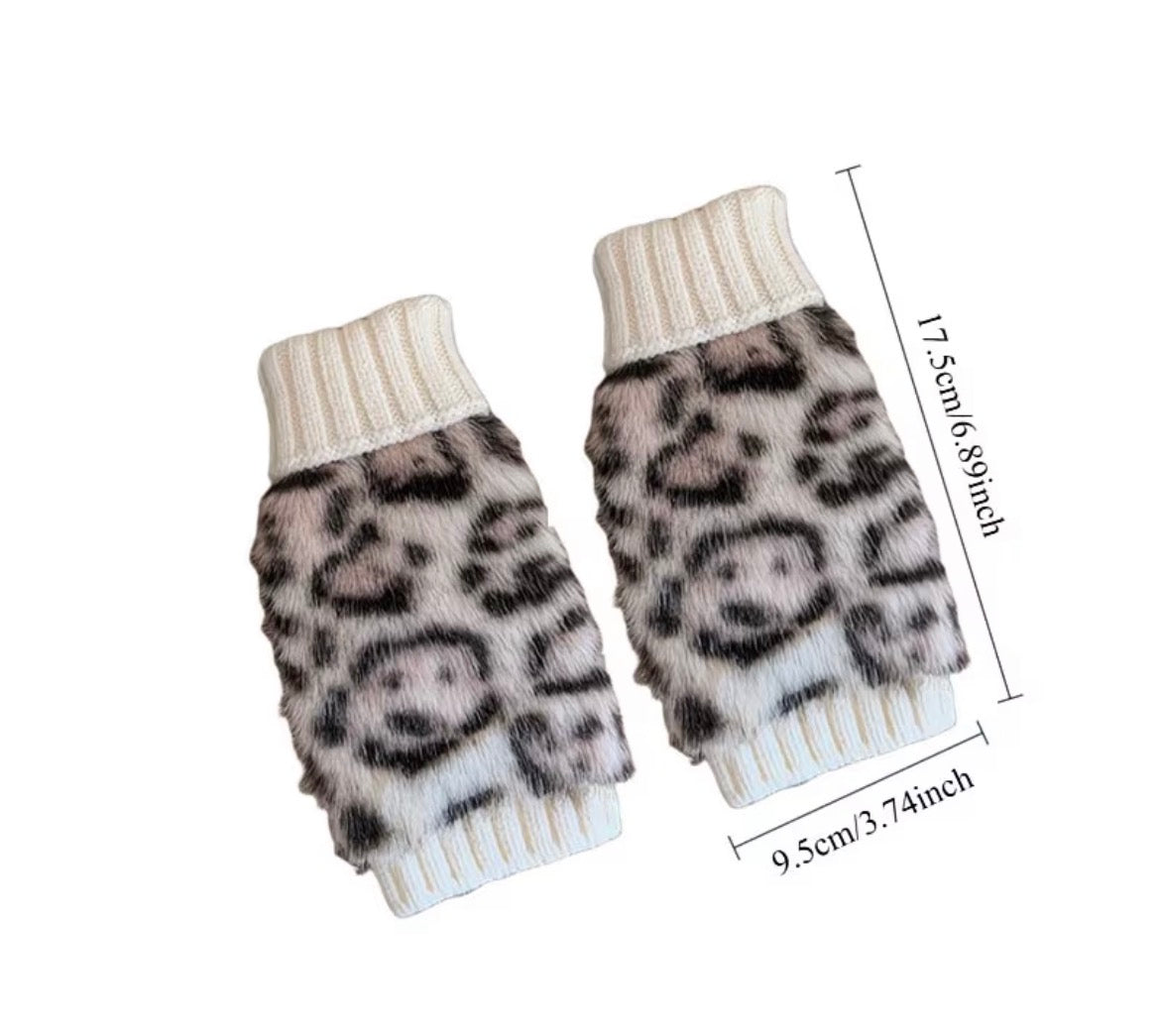 Pair of leopard print fingerless gloves with white cuffs and base, shown with measurements on a white background.