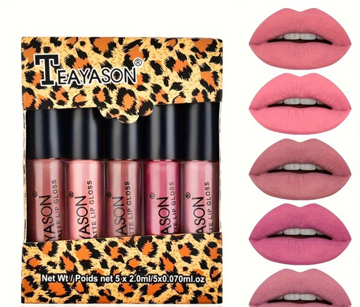 Teavyason lip gloss set with leopard print packaging and sample application on lips.